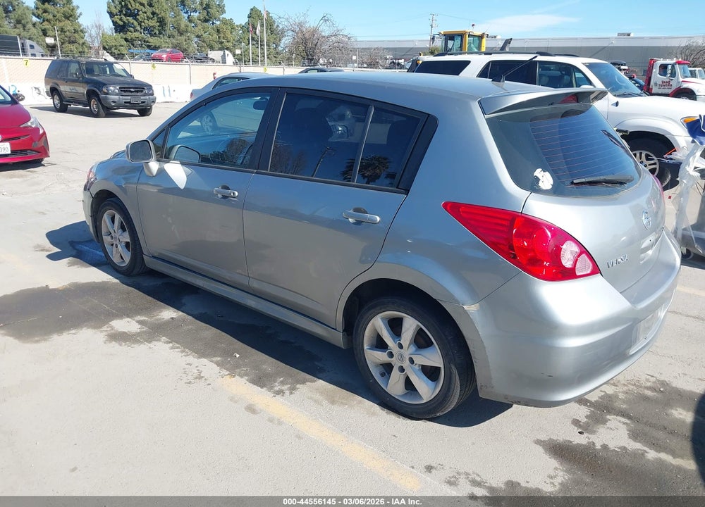 2011 NISSAN VERSA 1.8SL VIN: 3N1BC1CP2BL391210
