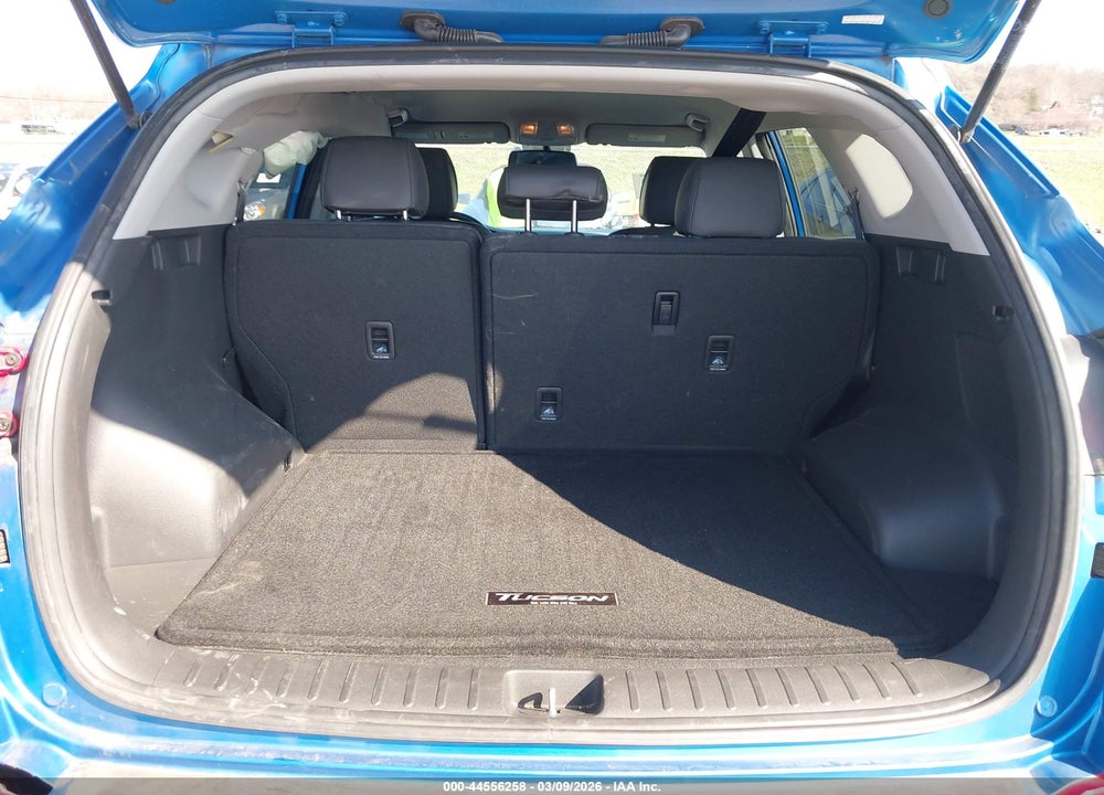 2017 HYUNDAI TUCSON SE PLUS VIN: KM8J33A44HU547657