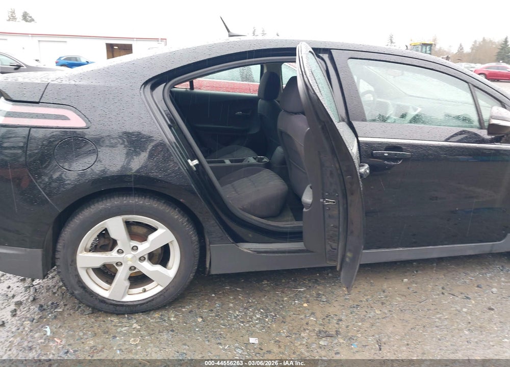 2013 CHEVROLET VOLT VIN: 1G1RC6E41DU113928
