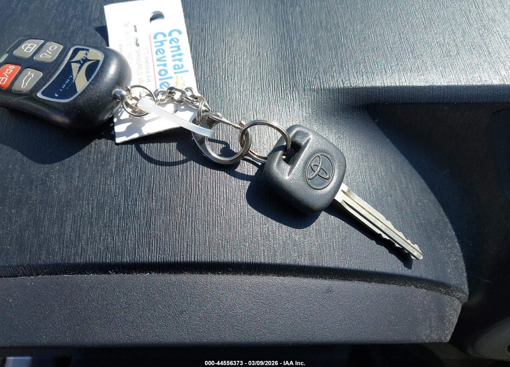 2012 TOYOTA YARIS L VIN: JTDKTUD30CD538156