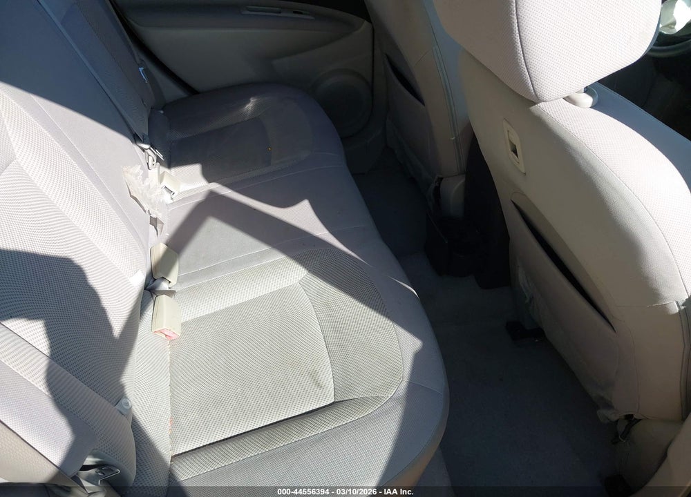 2012 NISSAN ROGUE S VIN: JN8AS5MT5CW605962