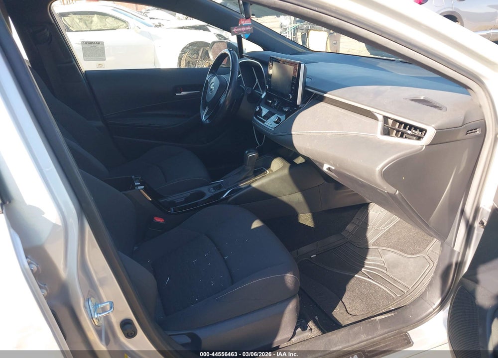 2019 TOYOTA COROLLA SE VIN: JTNK4RBE4K3043635