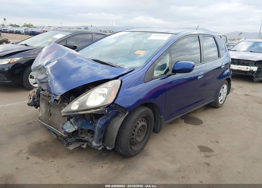 2013 HONDA FIT VIN: JHMGE8H36DC063426