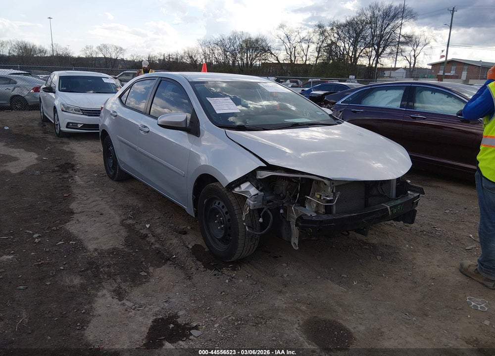 2015 TOYOTA COROLLA LE VIN: 5YFBURHE4FP310605