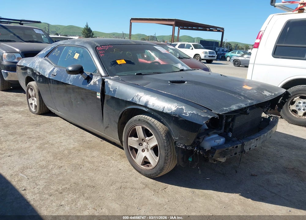 2013 DODGE CHALLENGER SXT VIN: 2C3CDYAG7DH719103