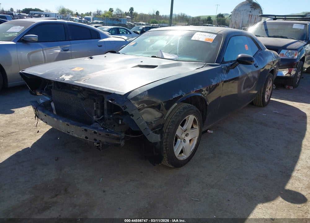 2013 DODGE CHALLENGER SXT VIN: 2C3CDYAG7DH719103
