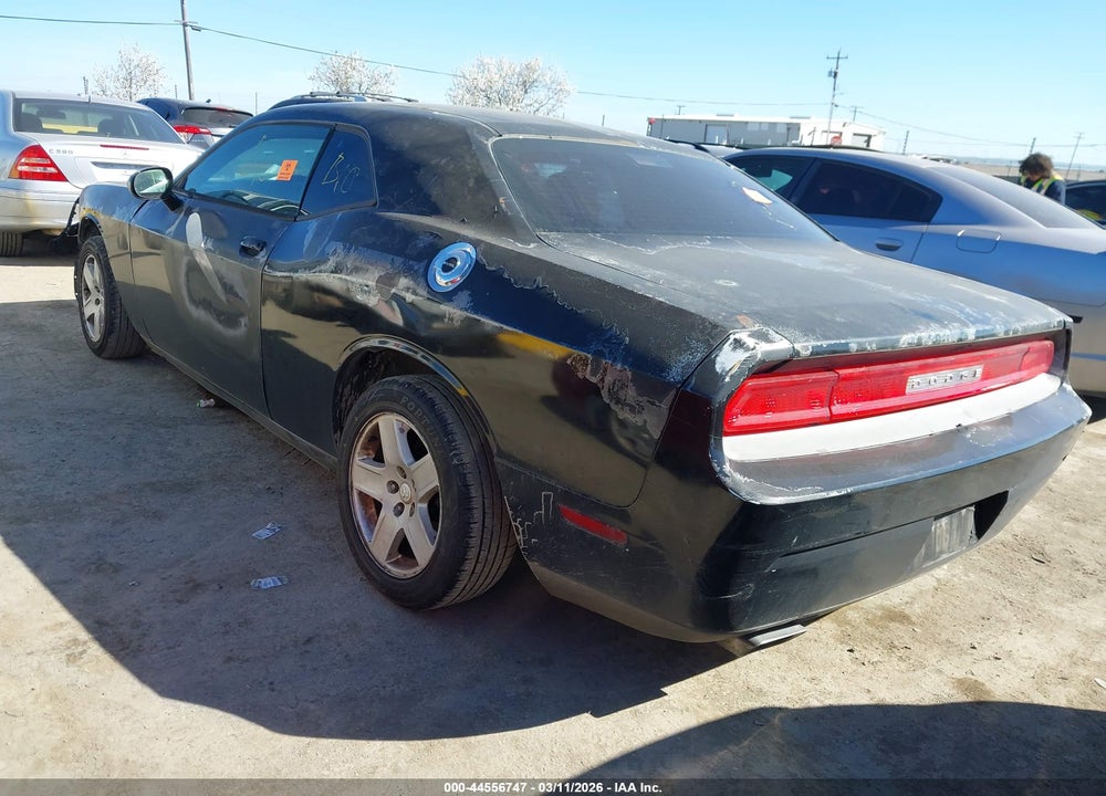 2013 DODGE CHALLENGER SXT VIN: 2C3CDYAG7DH719103