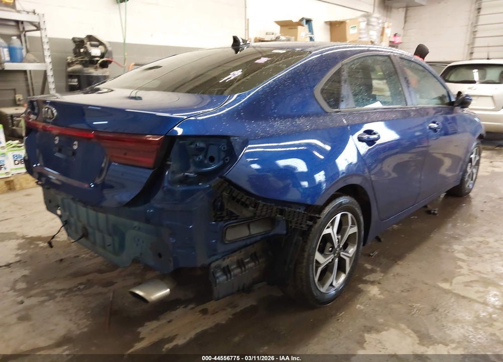 2021 KIA FORTE LXS VIN: 3KPF24AD8ME362023
