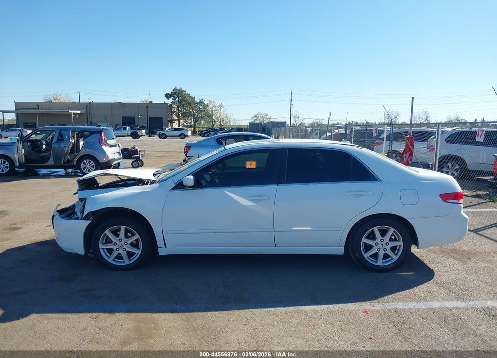 2004 HONDA ACCORD 3.0 EX VIN: 1HGCM66544A082467