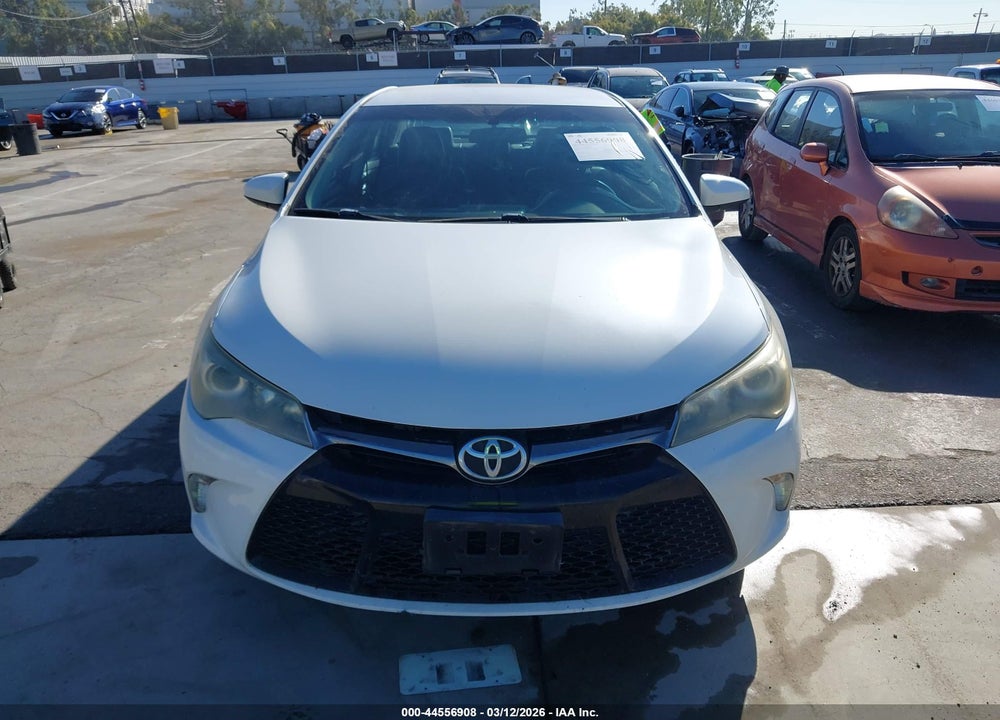 2015 TOYOTA CAMRY SE VIN: 4T1BF1FK0FU034670