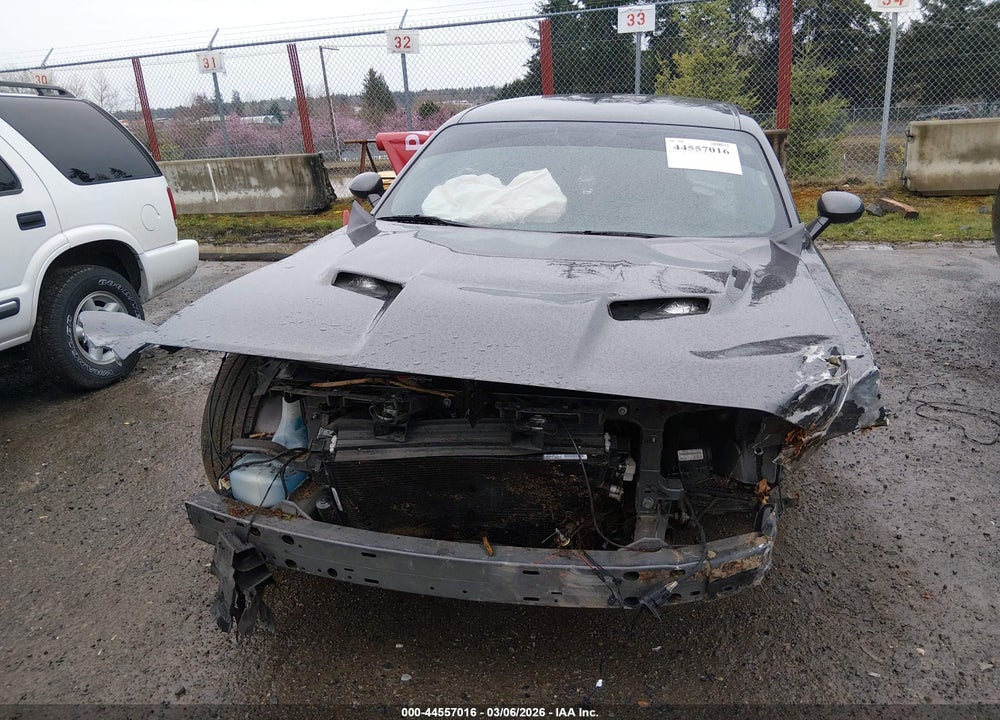 2019 DODGE CHALLENGER SXT VIN: 2C3CDZAG1KH557603