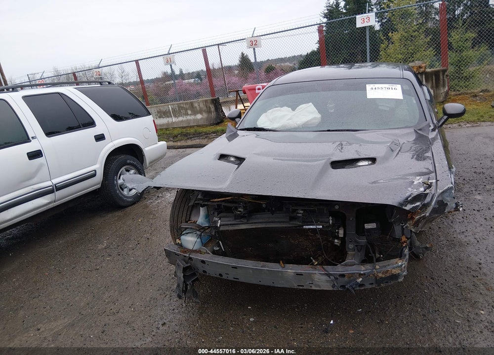 2019 DODGE CHALLENGER SXT VIN: 2C3CDZAG1KH557603