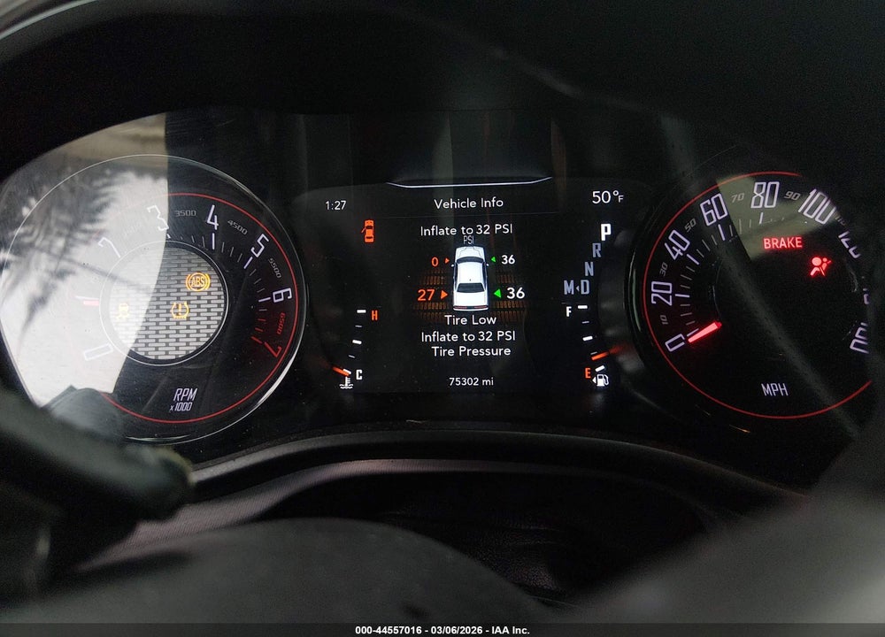 2019 DODGE CHALLENGER SXT VIN: 2C3CDZAG1KH557603