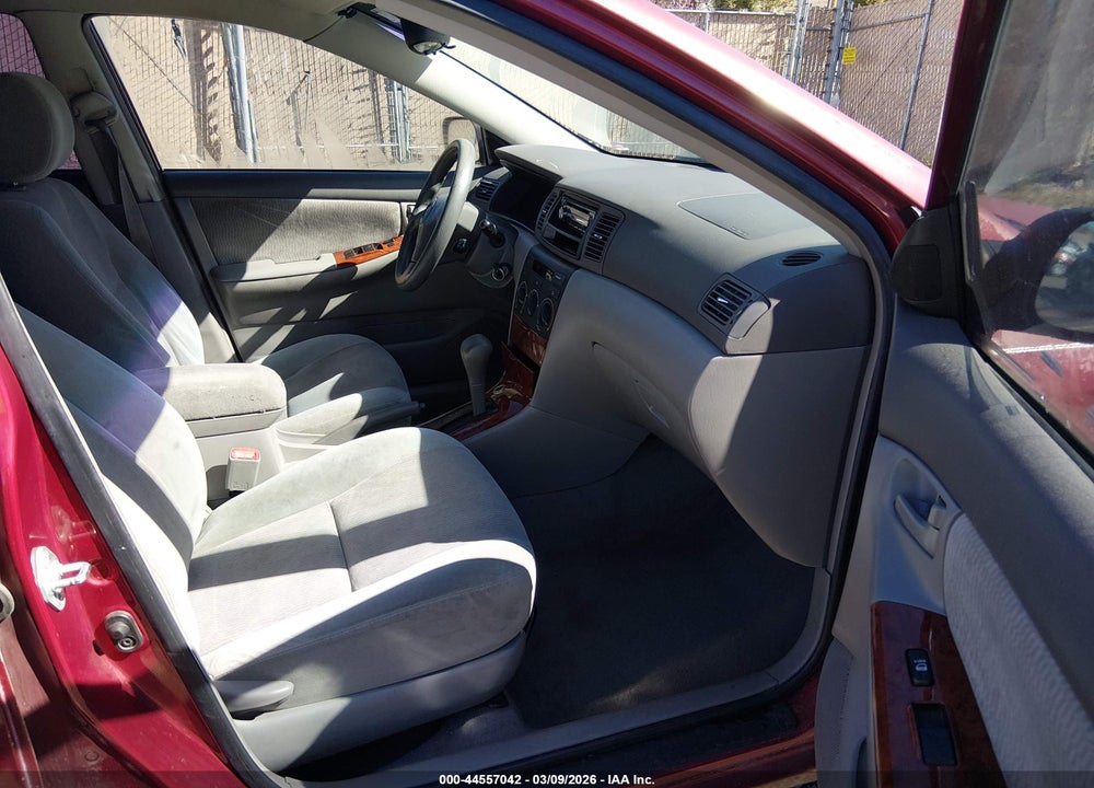 2007 TOYOTA COROLLA LE VIN: 1NXBR32E17Z901367