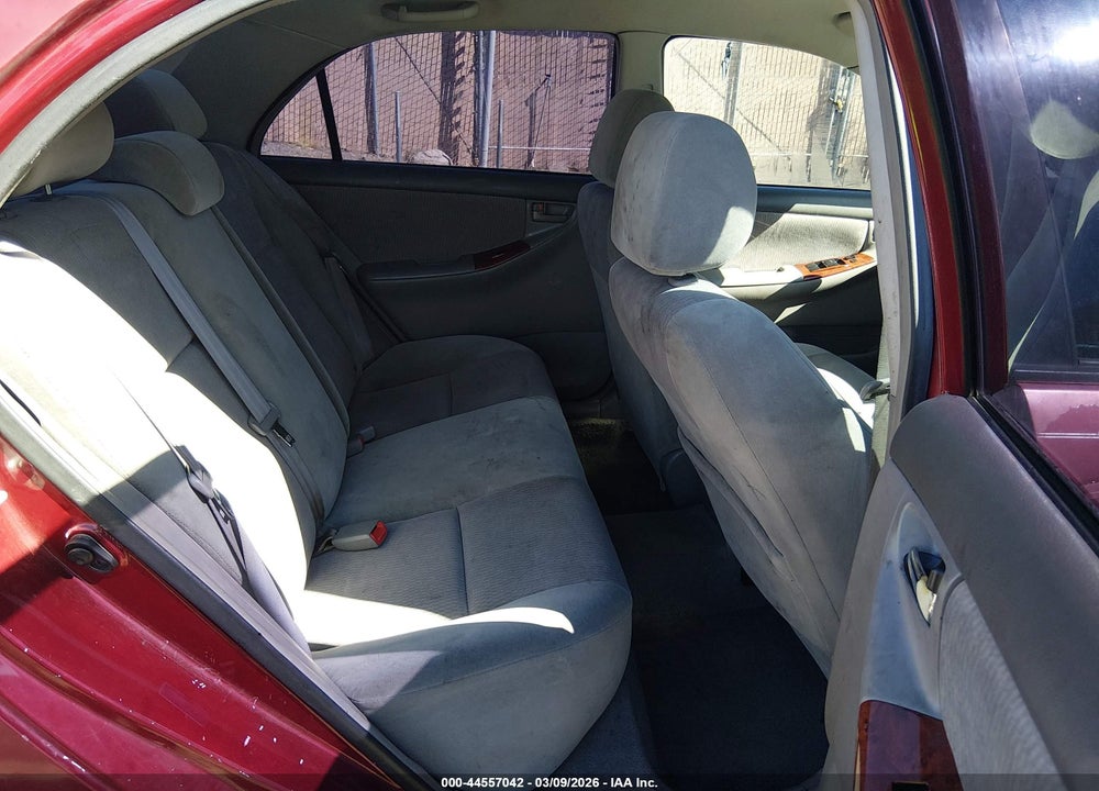 2007 TOYOTA COROLLA LE VIN: 1NXBR32E17Z901367