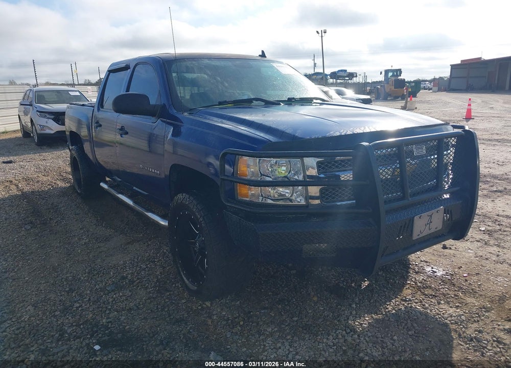 2013 CHEVROLET SILVERADO 1500 LT VIN: 3GCPKSE79DG241017