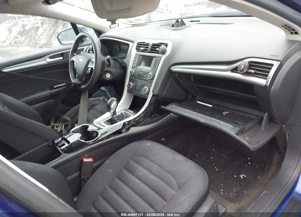 2015 FORD FUSION SE VIN: 3FA6P0HD3FR217201