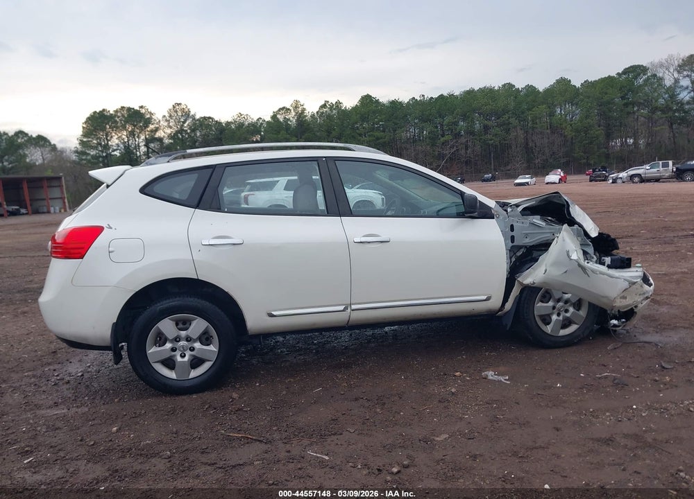 2014 NISSAN ROGUE SELECT S VIN: JN8AS5MT2EW610152