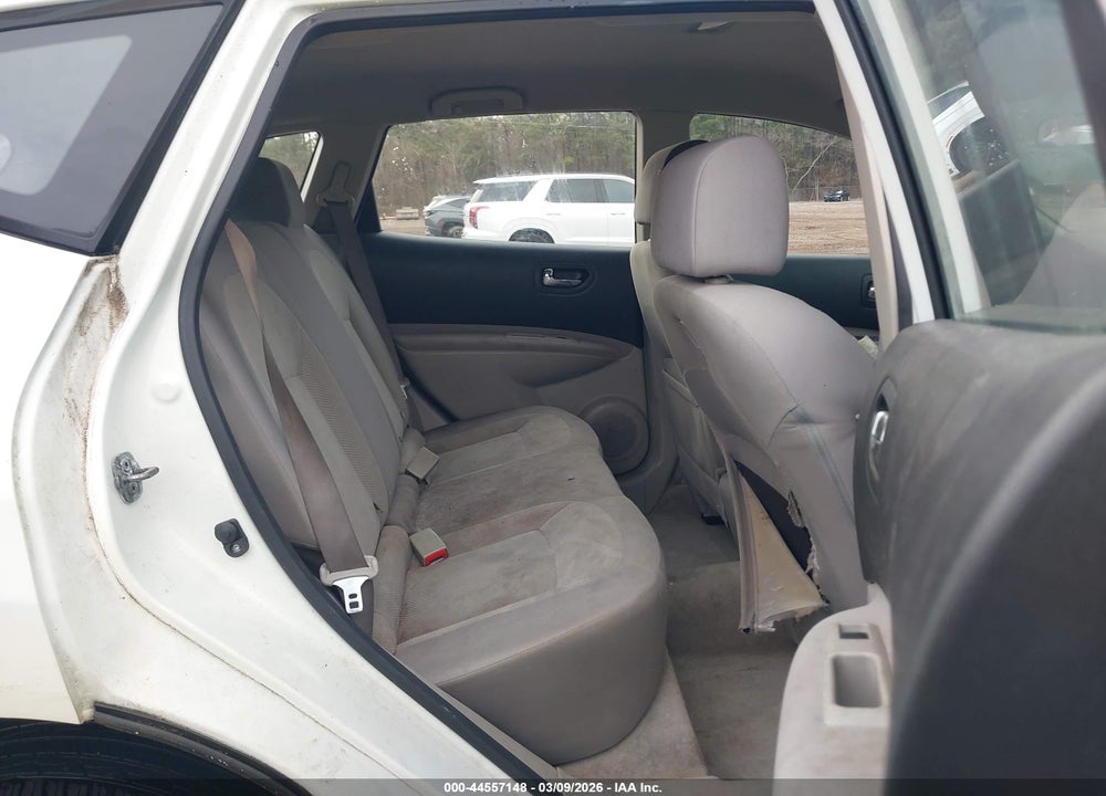 2014 NISSAN ROGUE SELECT S VIN: JN8AS5MT2EW610152