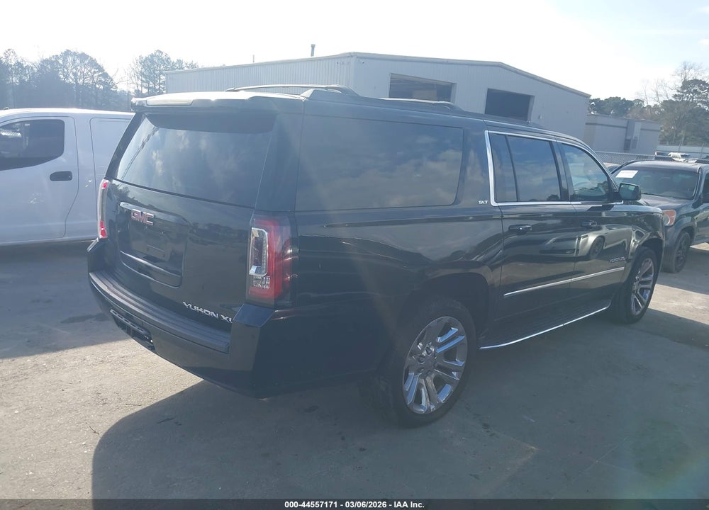 2017 GMC YUKON XL SLT VIN: 1GKS2GKC9HR327916