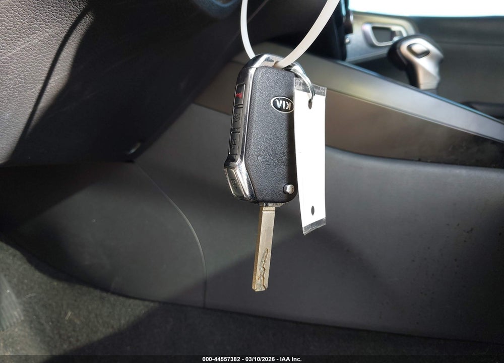 2020 KIA SOUL GT-LINE VIN: KNDJ63AU5L7003770