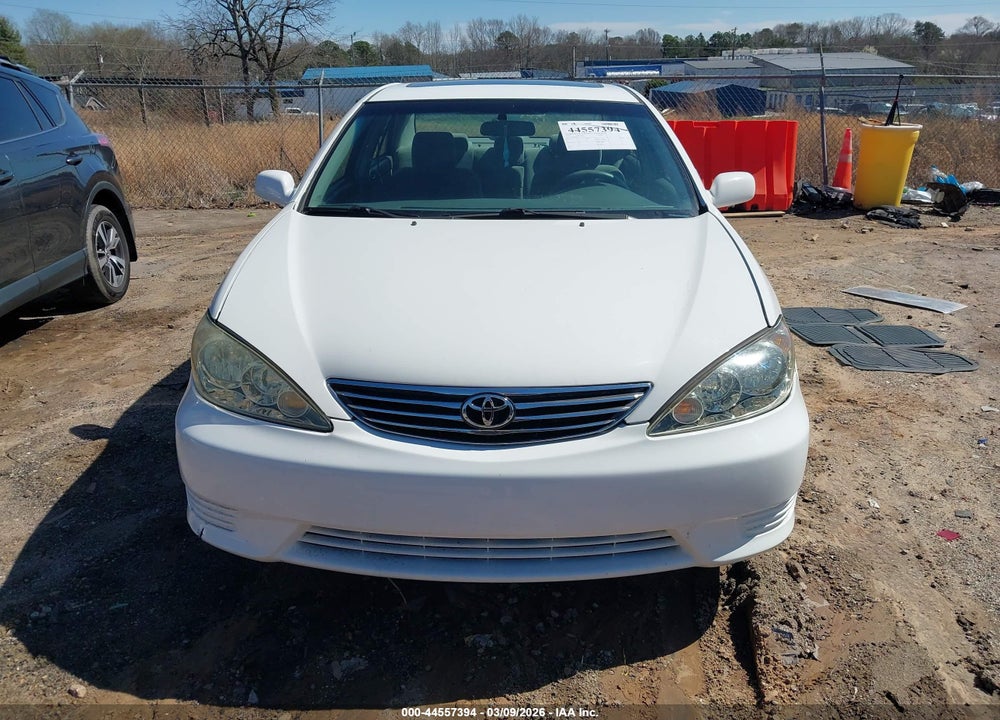 2005 TOYOTA CAMRY LE VIN: 4T1BE30K15U575619