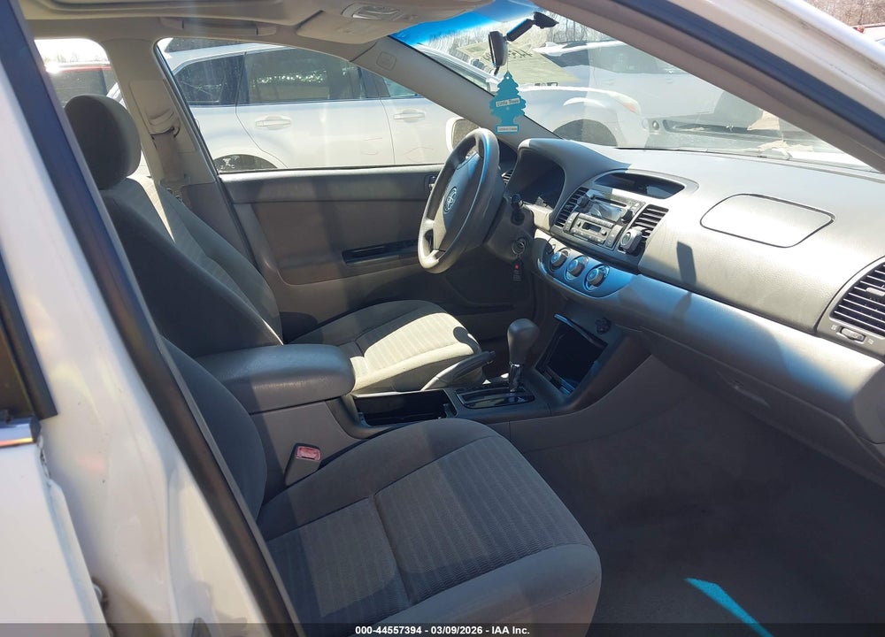2005 TOYOTA CAMRY LE VIN: 4T1BE30K15U575619