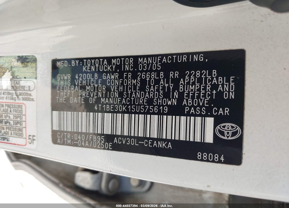 2005 TOYOTA CAMRY LE VIN: 4T1BE30K15U575619