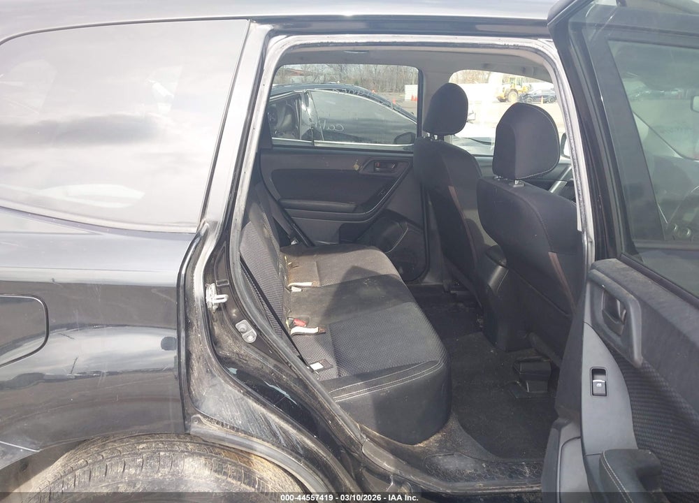 2018 SUBARU FORESTER 2.5I PREMIUM VIN: JF2SJAGC7JH528389
