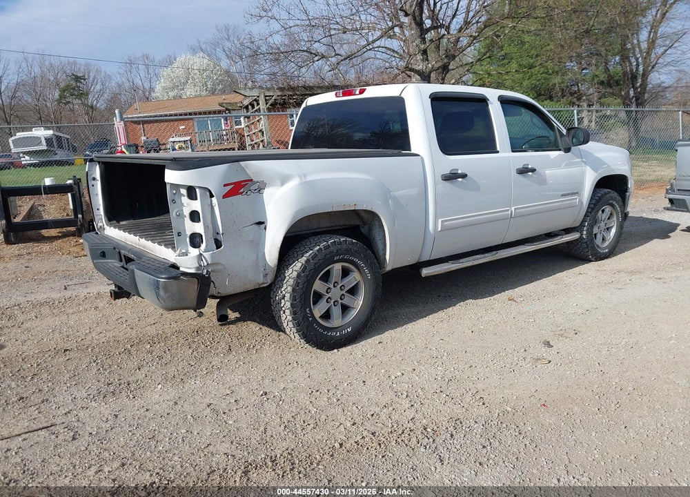 2011 GMC SIERRA 1500 SLE VIN: 3GTP2VE32BG187250