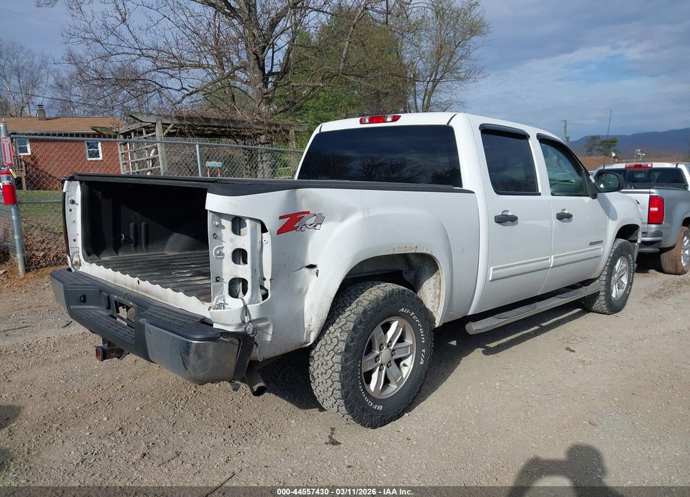 2011 GMC SIERRA 1500 SLE VIN: 3GTP2VE32BG187250