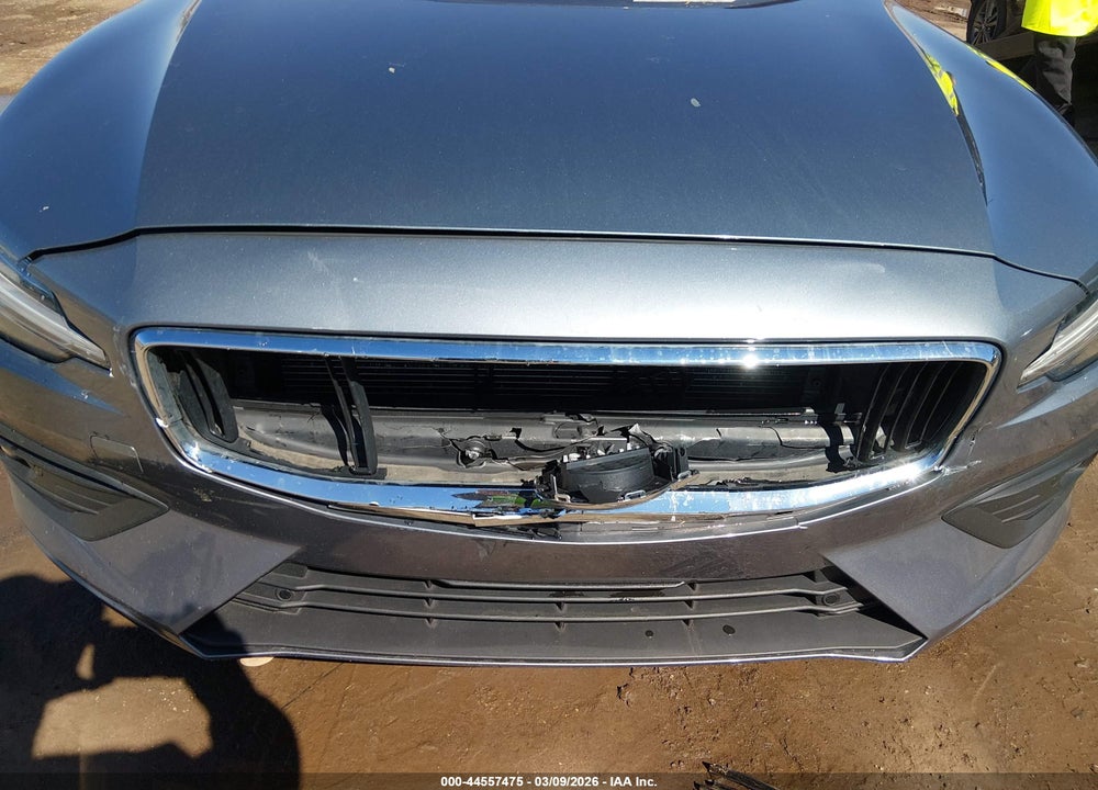 2021 VOLVO S60 T6 MOMENTUM VIN: 7JRA22TK3MG095546