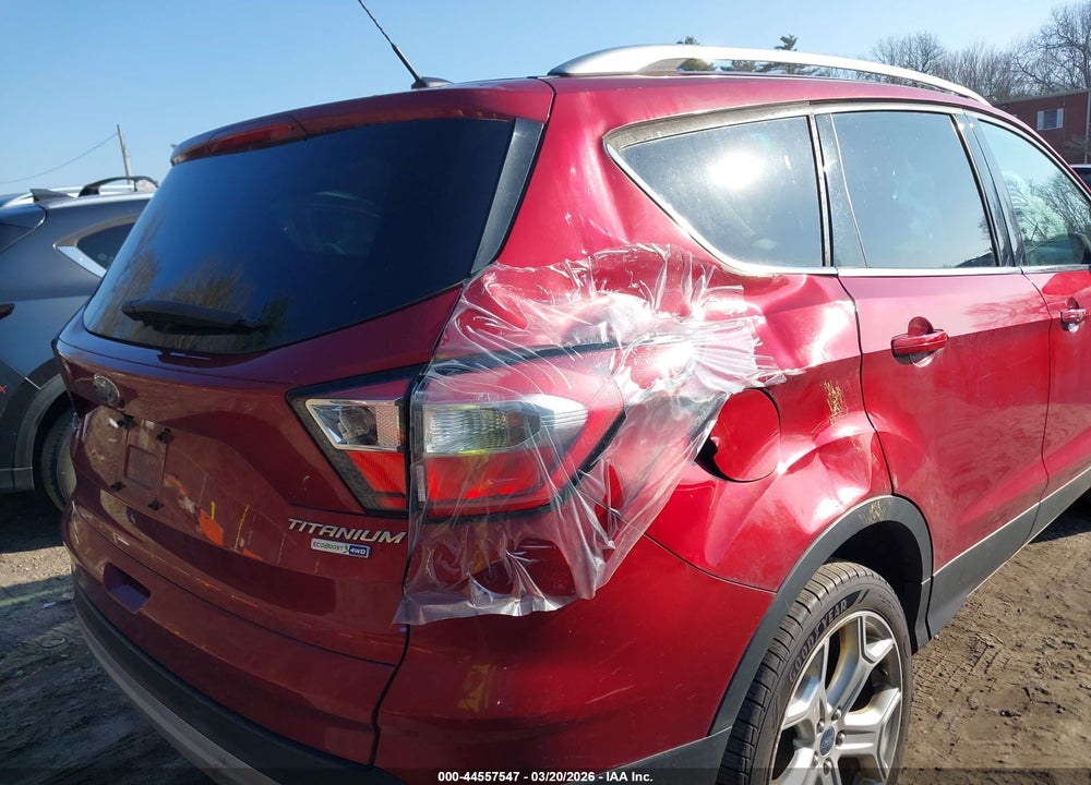 2017 FORD ESCAPE TITANIUM VIN: 1FMCU9J91HUB93925