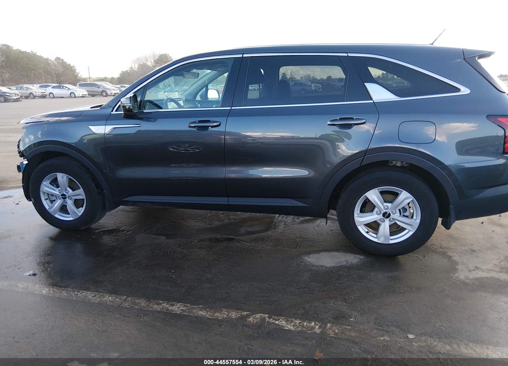 2022 KIA SORENTO LX VIN: 5XYRG4LC1NG155853