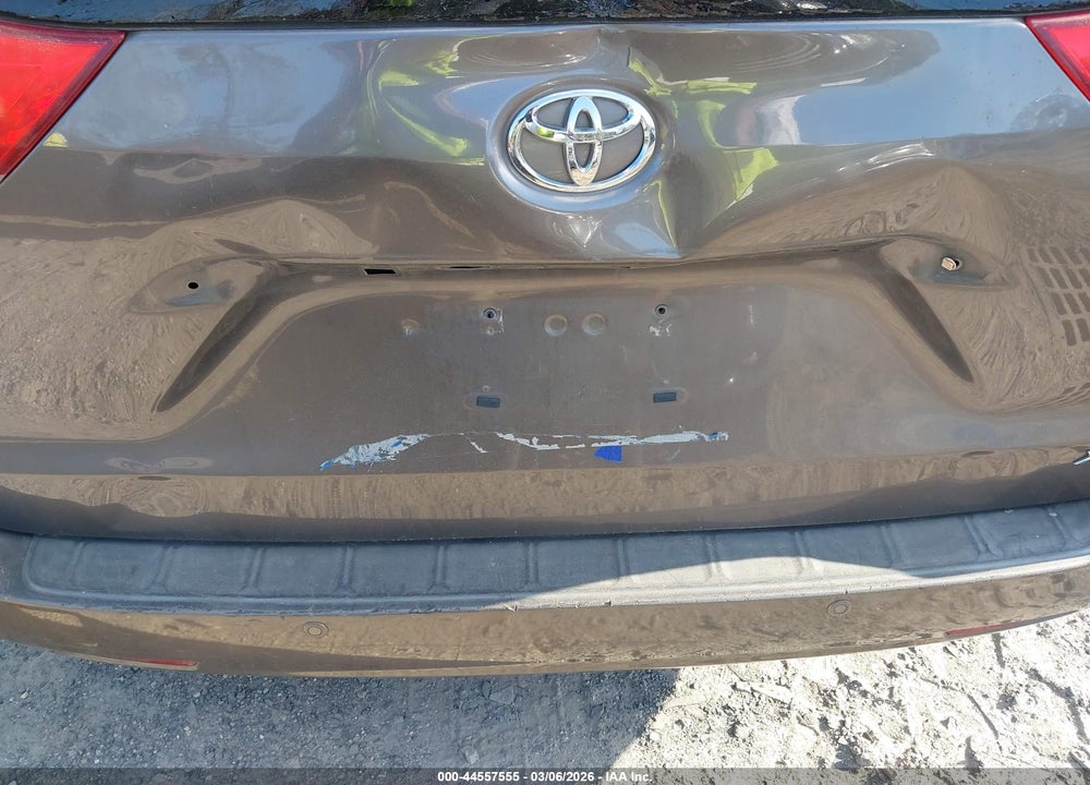 2011 TOYOTA SIENNA LIMITED V6 VIN: 5TDYK3DC2BS003582