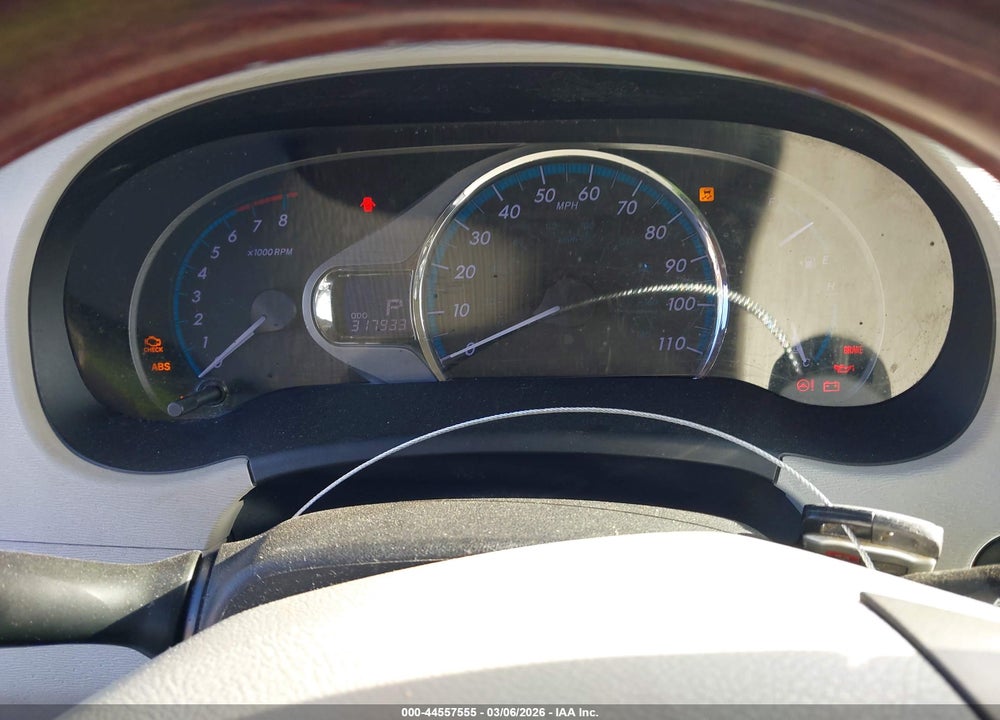 2011 TOYOTA SIENNA LIMITED V6 VIN: 5TDYK3DC2BS003582