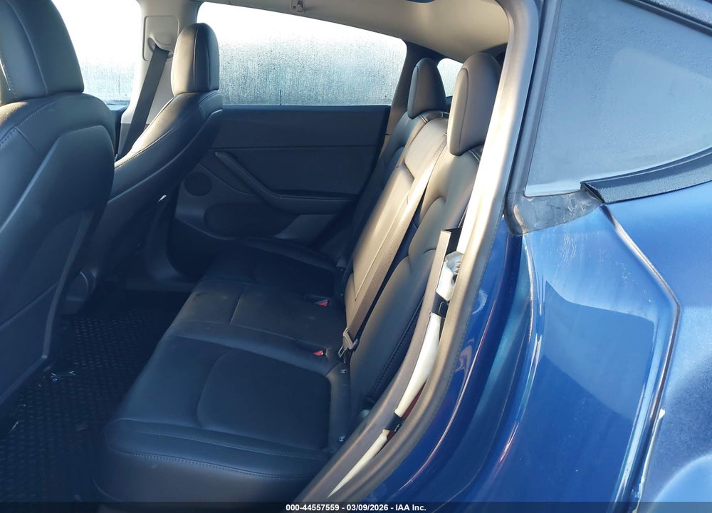 2021 TESLA MODEL Y LONG RANGE DUAL MOTOR ALL-WHEEL DRIVE VIN: 5YJYGDEE1MF092494
