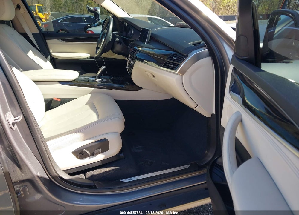 2015 BMW X5 SDRIVE35I VIN: 5UXKR2C52F0H39625