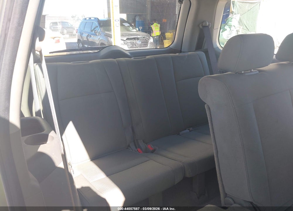 2007 HONDA PILOT LX VIN: 5FNYF18147B010630