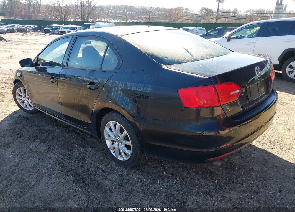 2014 VOLKSWAGEN JETTA 2.0L S VIN: 3VW2K7AJ2EM391124