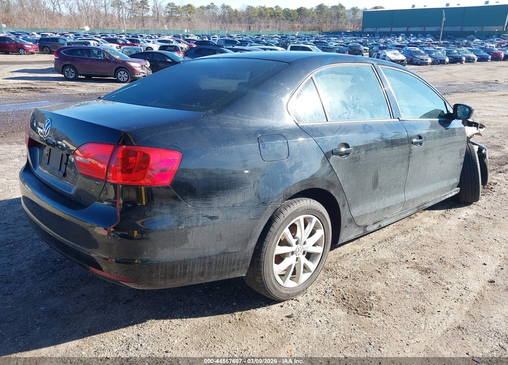 2014 VOLKSWAGEN JETTA 2.0L S VIN: 3VW2K7AJ2EM391124