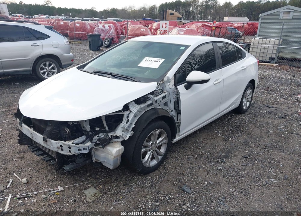 2019 CHEVROLET CRUZE LS VIN: 1G1BC5SM8K7123223