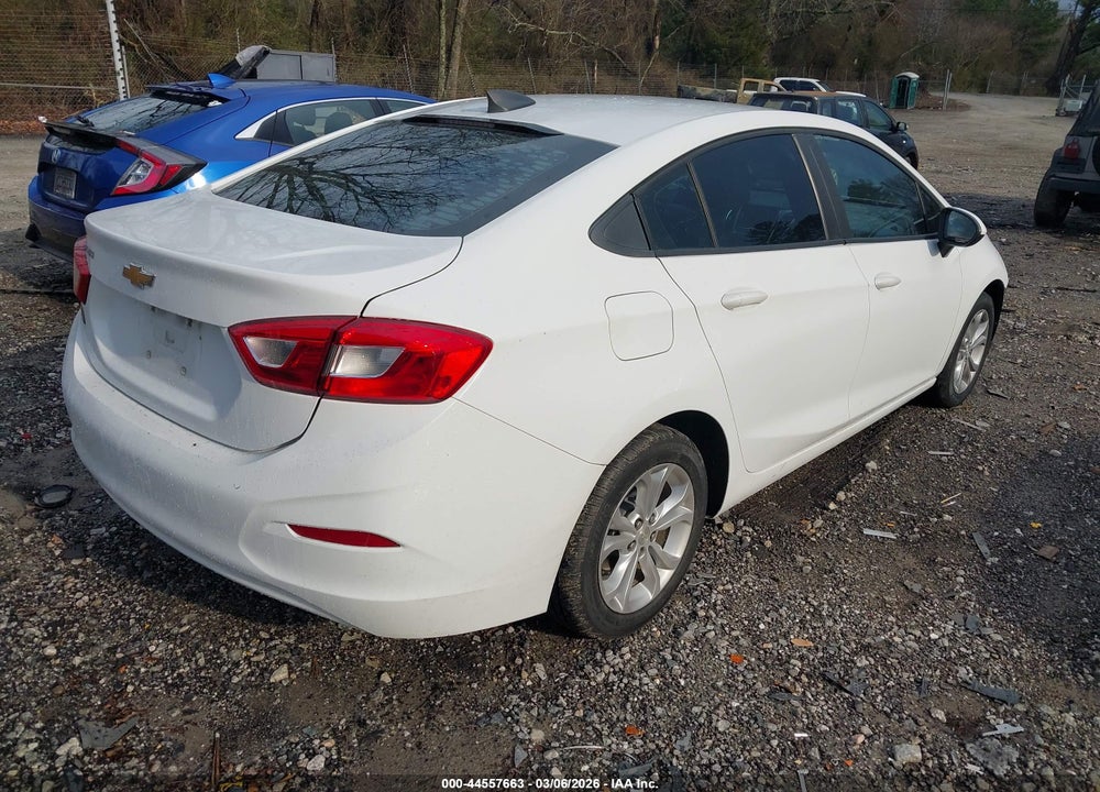 2019 CHEVROLET CRUZE LS VIN: 1G1BC5SM8K7123223
