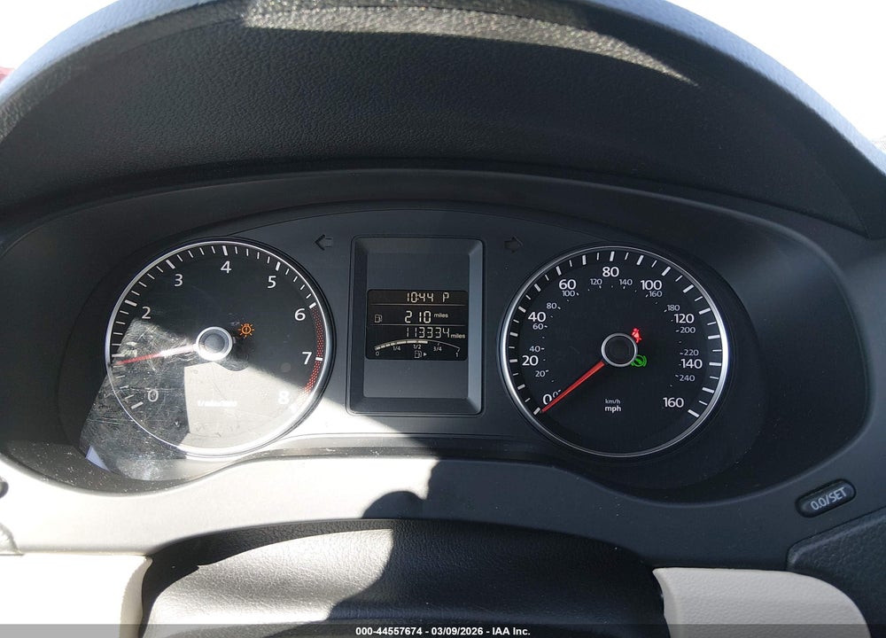 2013 VOLKSWAGEN JETTA 2.5L SE VIN: 3VWDP7AJ6DM438888