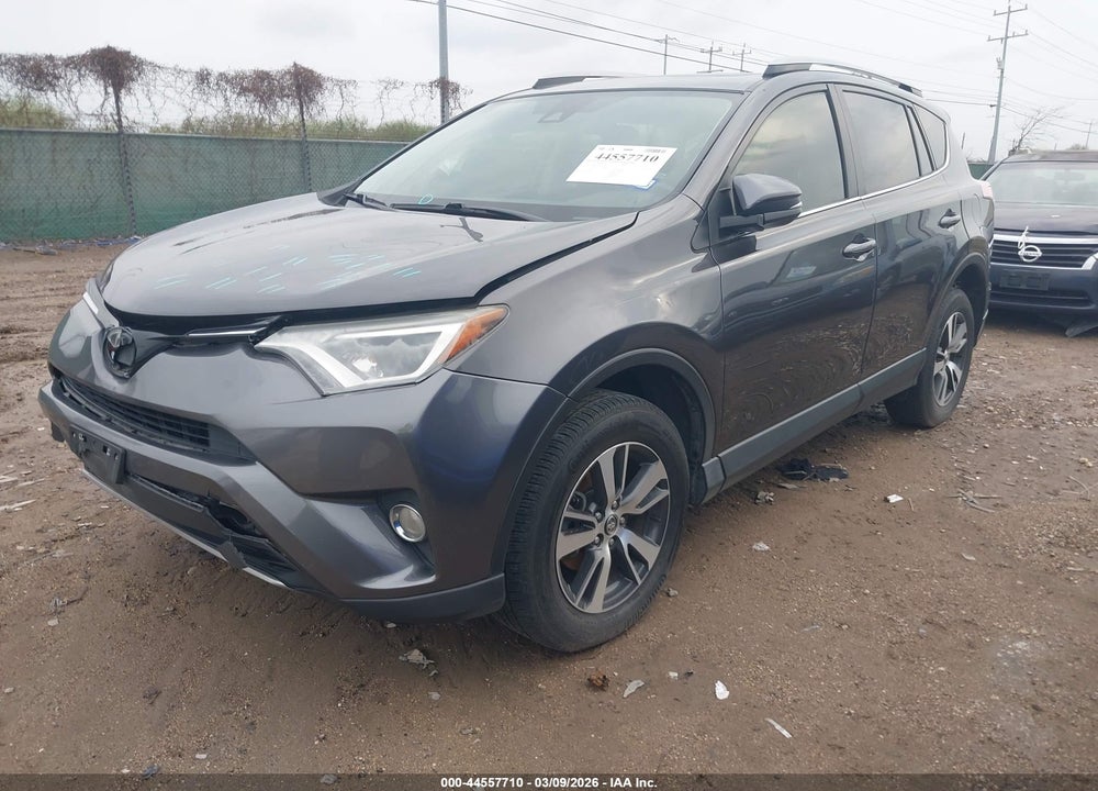 2017 TOYOTA RAV4 XLE VIN: JTMWFREV9HJ113405