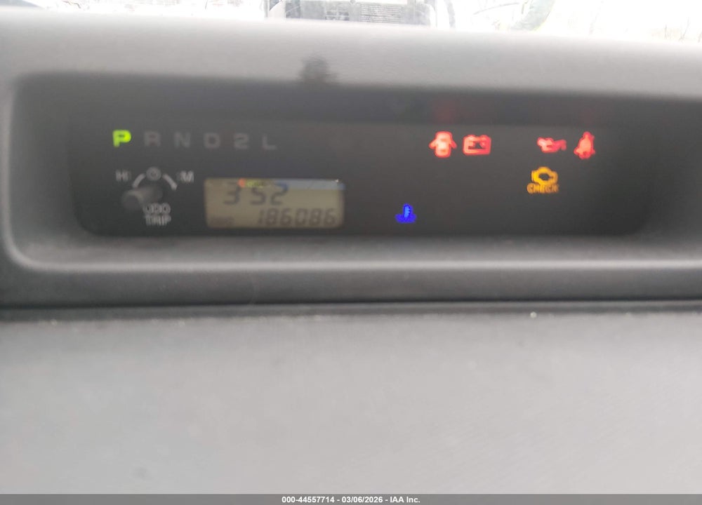 2006 SCION XB VIN: JTLKT324X64052551