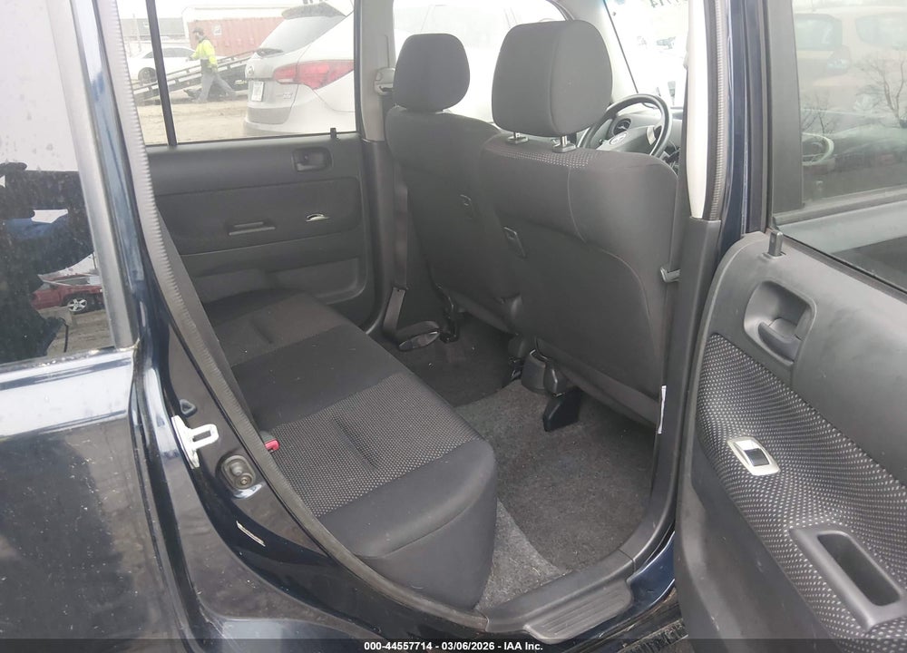 2006 SCION XB VIN: JTLKT324X64052551
