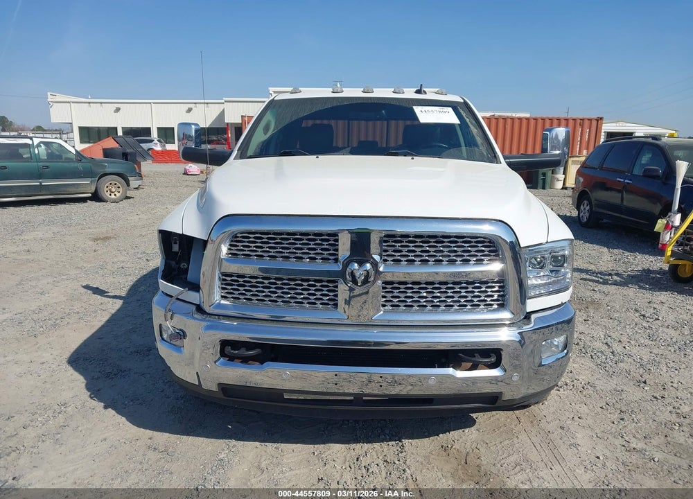 2018 RAM 3500 LAIE  4X2 8' BOX VIN: 3C63RPJL2JG352411