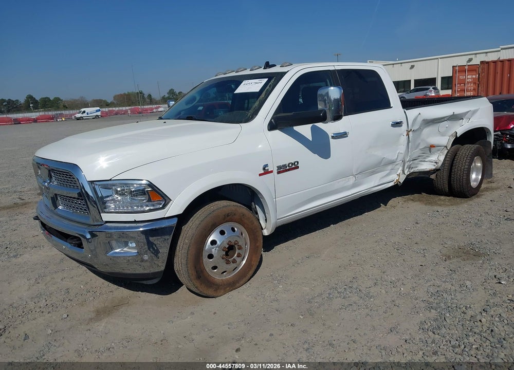 2018 RAM 3500 LAIE  4X2 8' BOX VIN: 3C63RPJL2JG352411