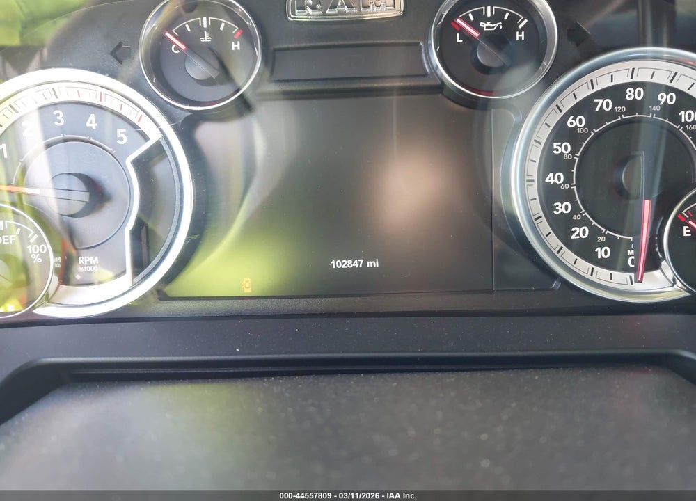 2018 RAM 3500 LAIE  4X2 8' BOX VIN: 3C63RPJL2JG352411